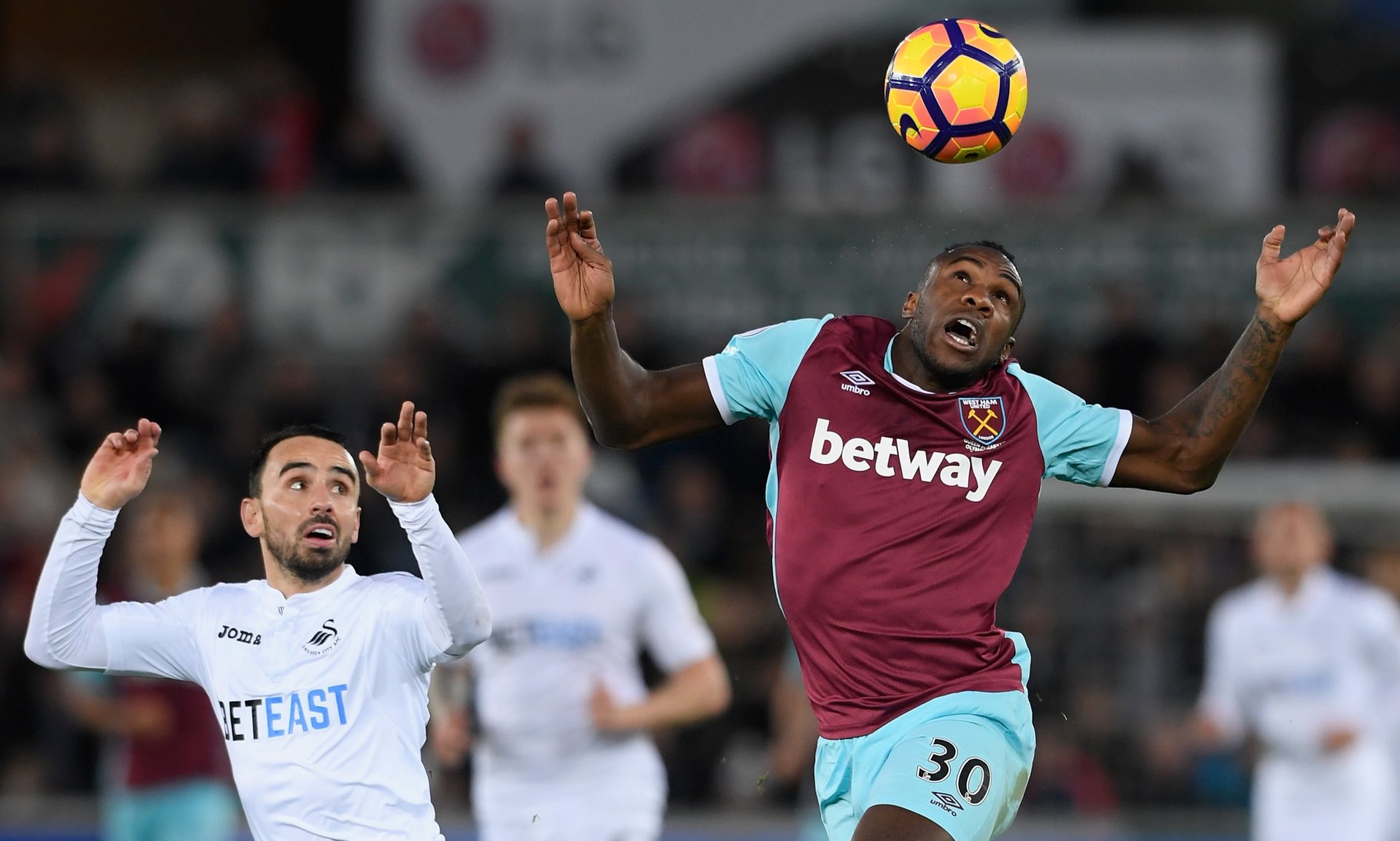 虽然球队在 虽然球队在