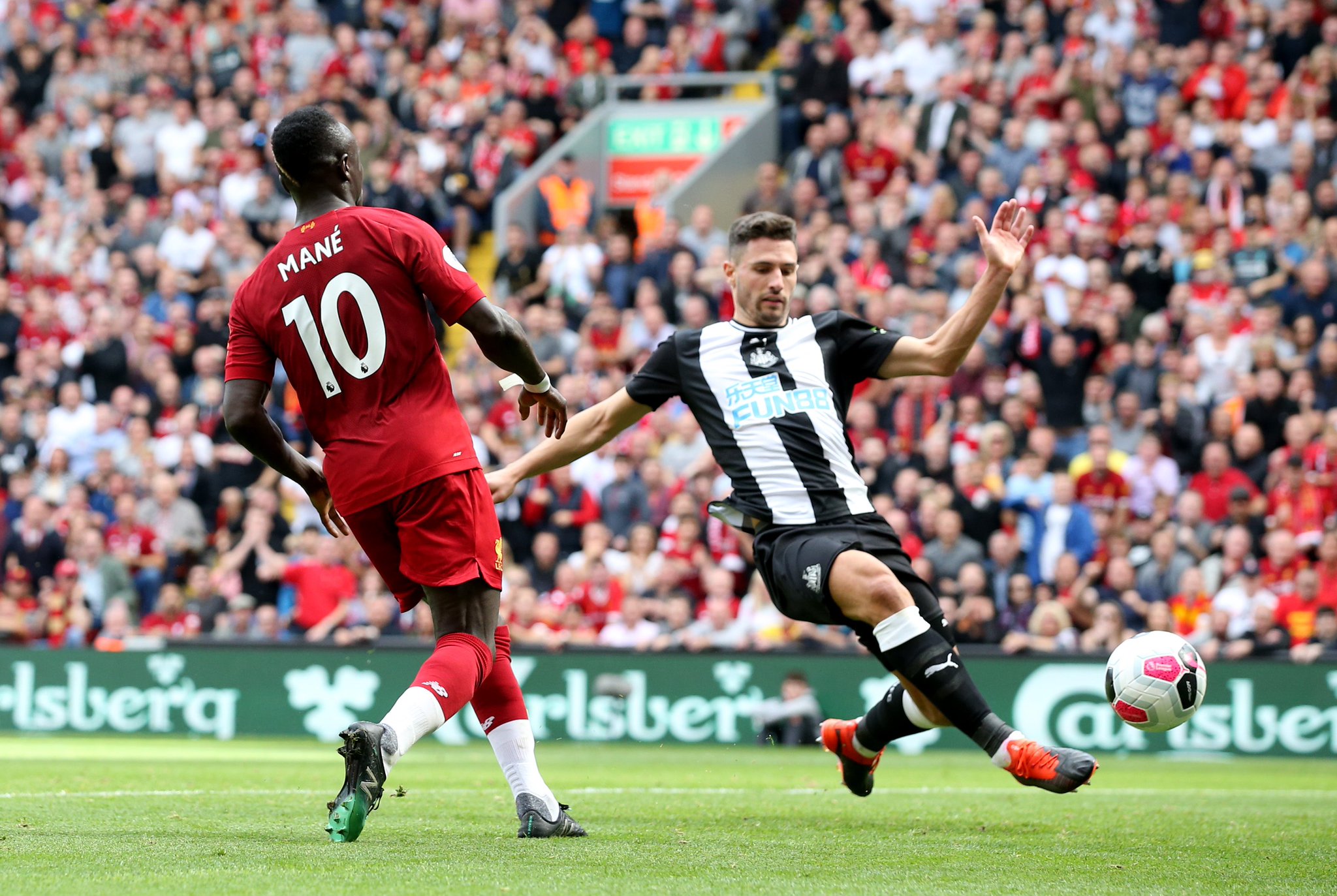 现代足球俱 现代足球俱